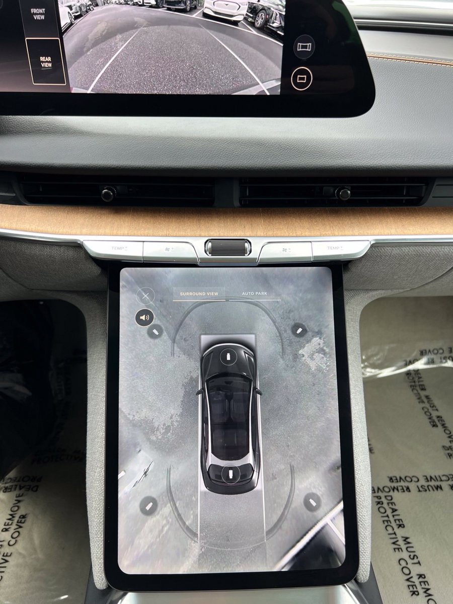 Used 2023 Lucid Air Touring AWD/4WD image 48