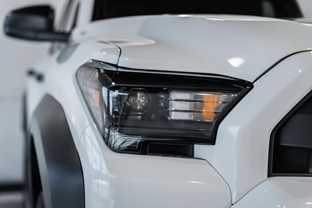 New 2026 Toyota 4Runner SR5 AWD/4WD image 8