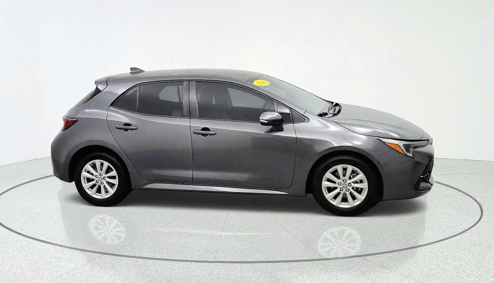 Used 2024 Toyota Corolla SE