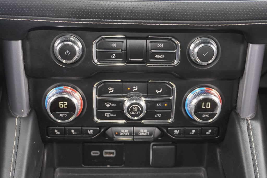 Used 2023 GMC Yukon SLT w/ SLT Premium Package RWD image 22
