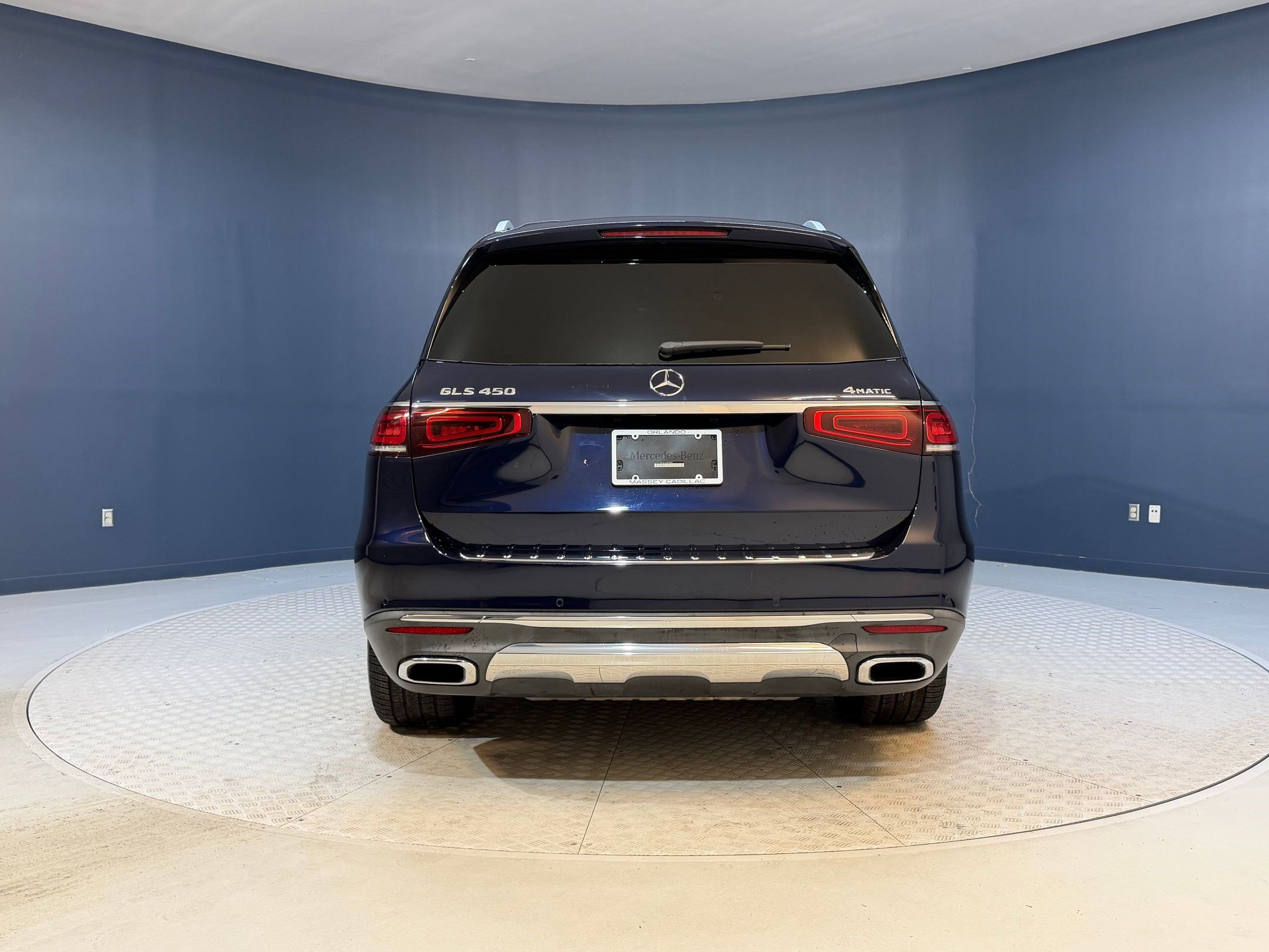 Used 2020 Mercedes-Benz GLS 450 4MATIC image 10