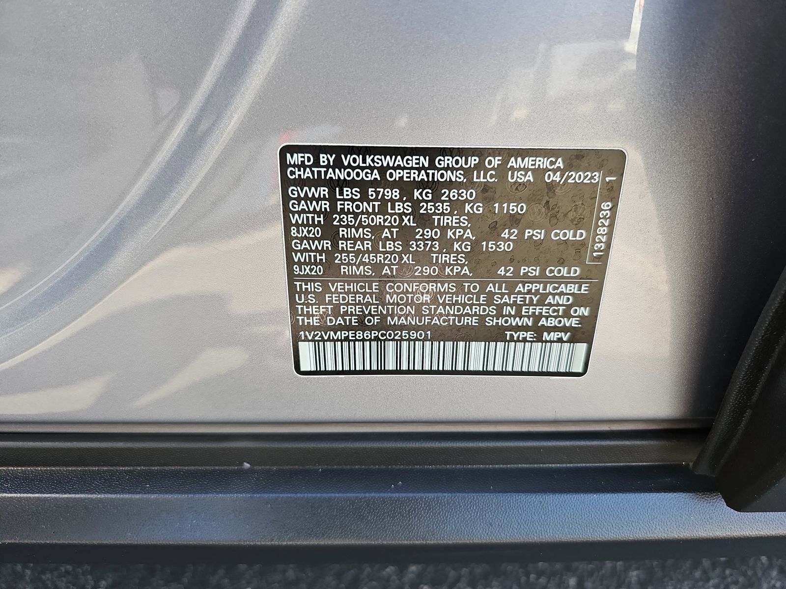 Used 2023 Volkswagen ID.4 Pro S image 36