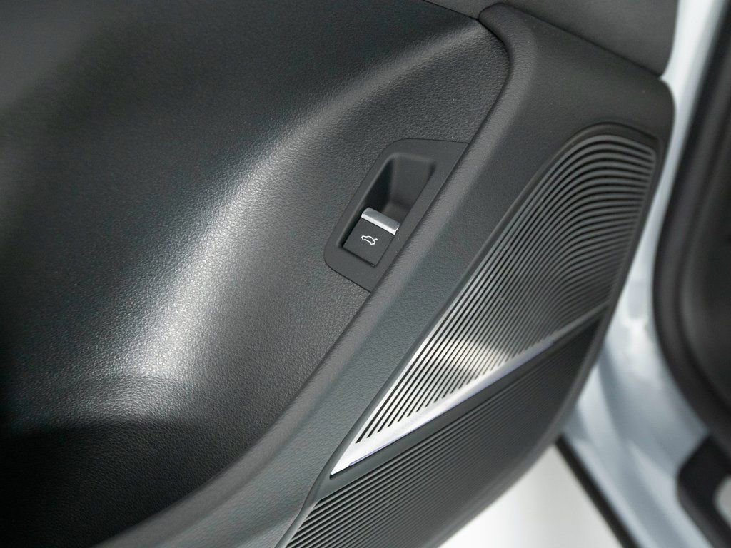 Used 2024 Audi RS Q8 image 15