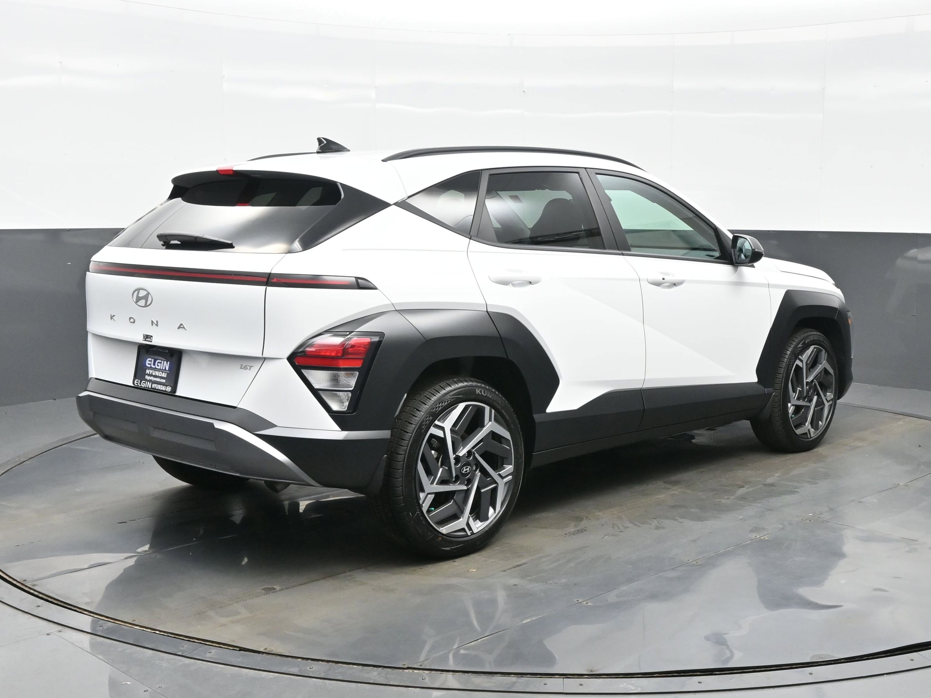 Certified 2026 Hyundai Kona SEL Premium image 6