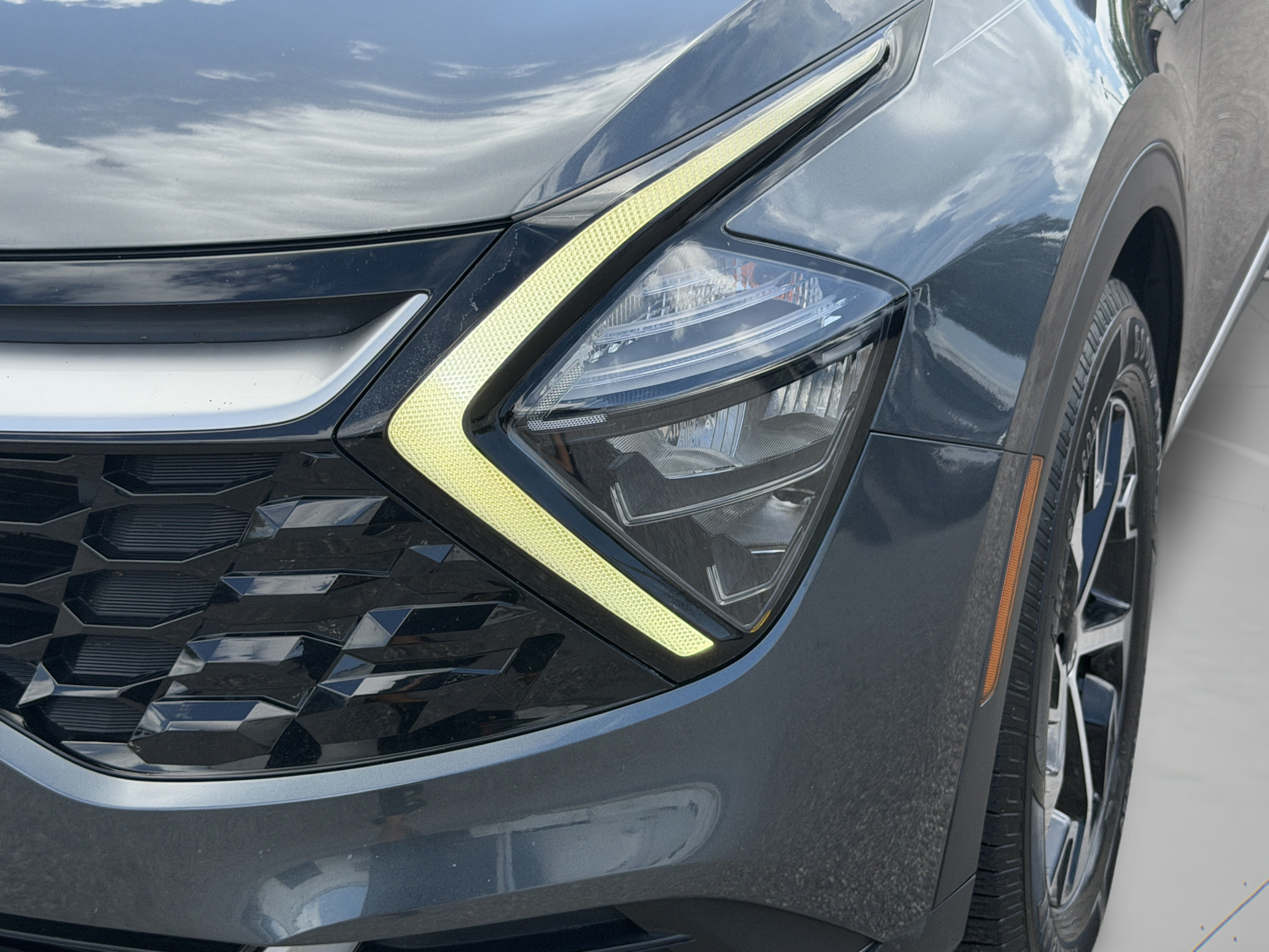 Certified 2023 Kia Sportage EX FWD image 33