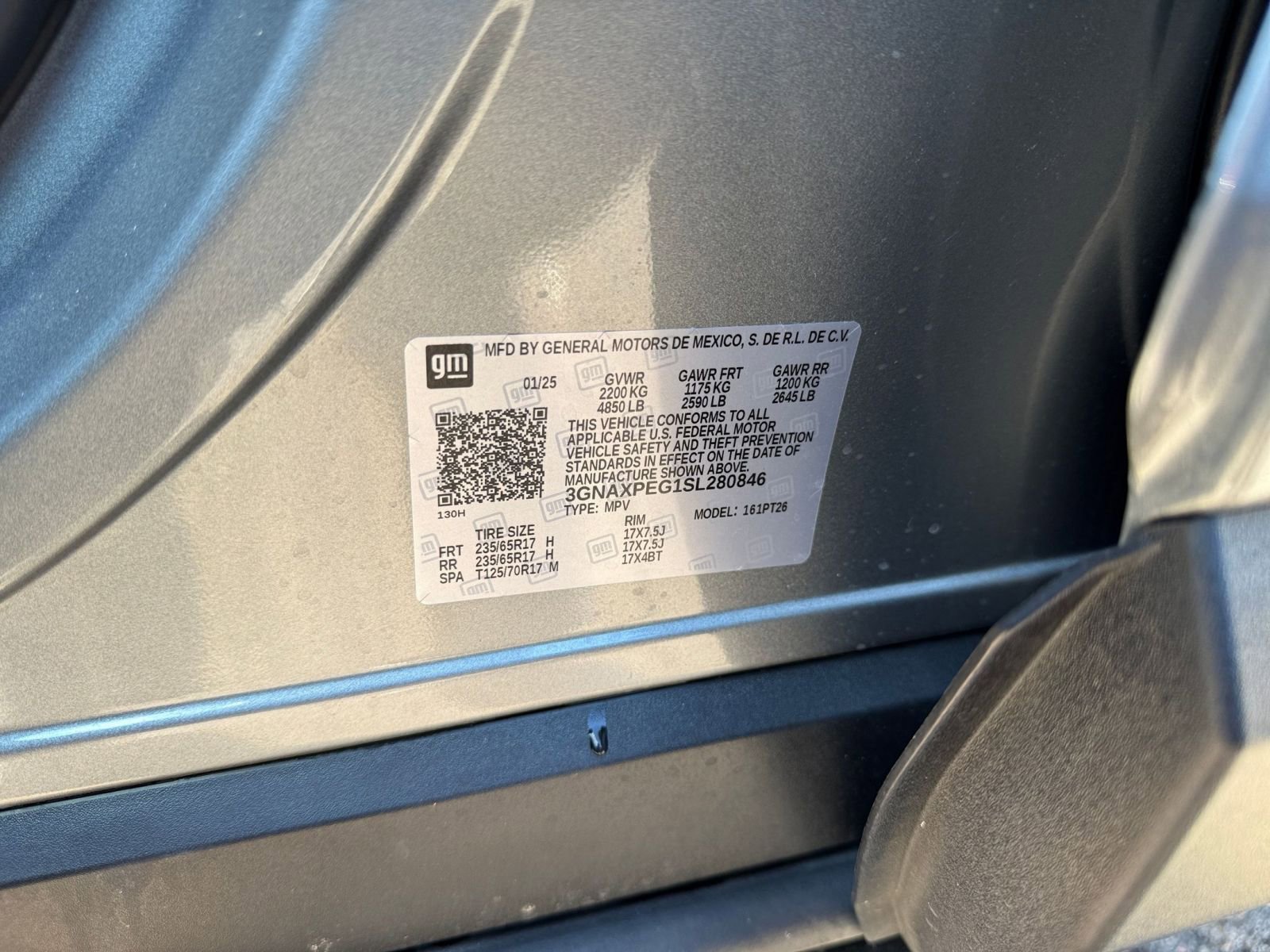 Used 2025 Chevrolet Equinox LT image 28