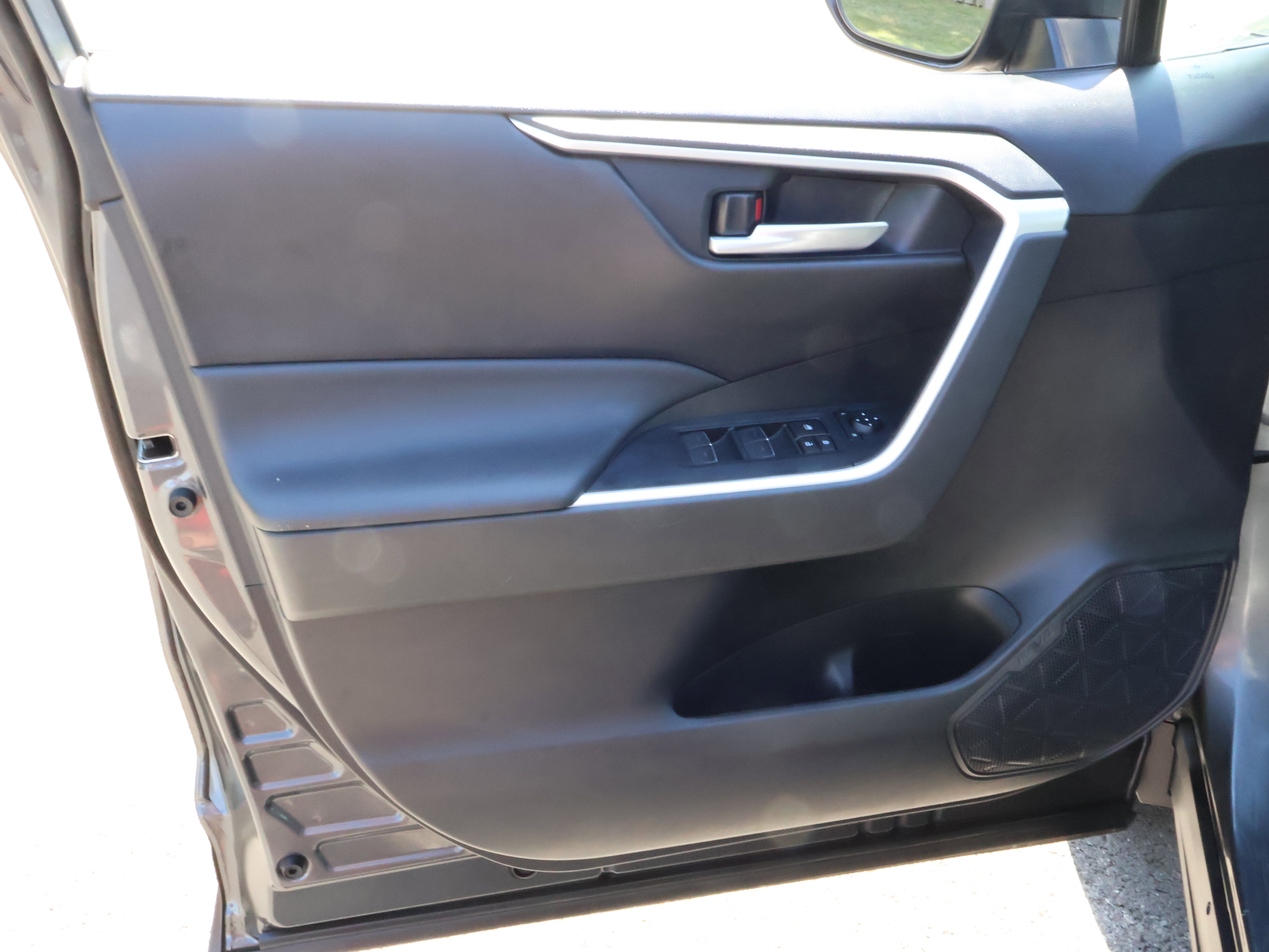 Used 2022 Jeep Compass Latitude w/ Convenience Group image 32