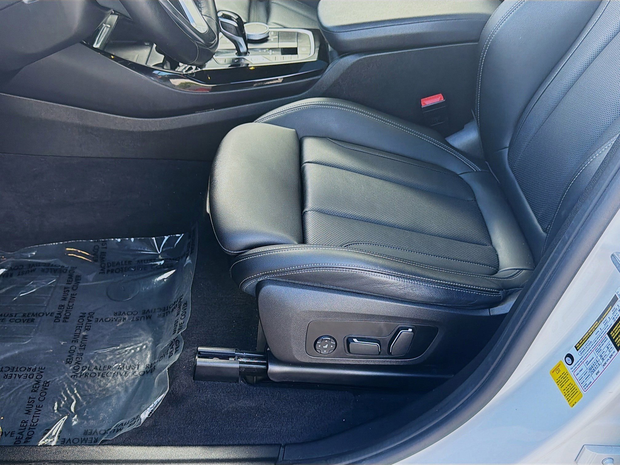 Used 2024 BMW X3 sDrive30i w/ Convenience Package RWD image 17