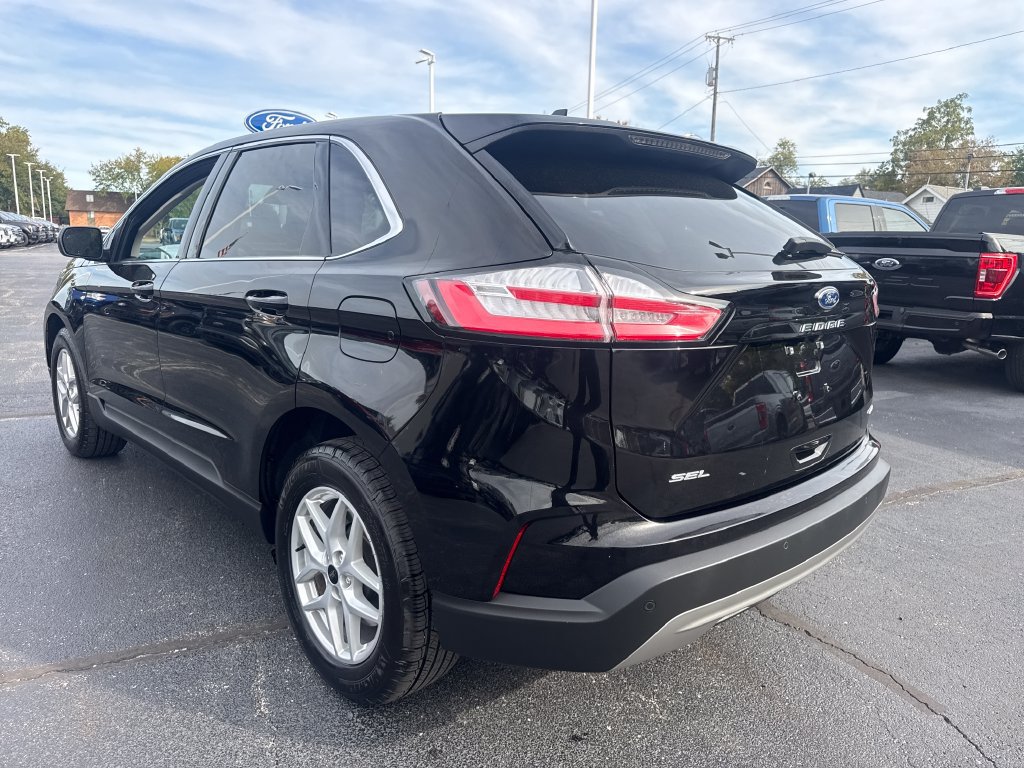 Used 2024 Ford Edge SEL w/ Convenience Package AWD/4WD image 9