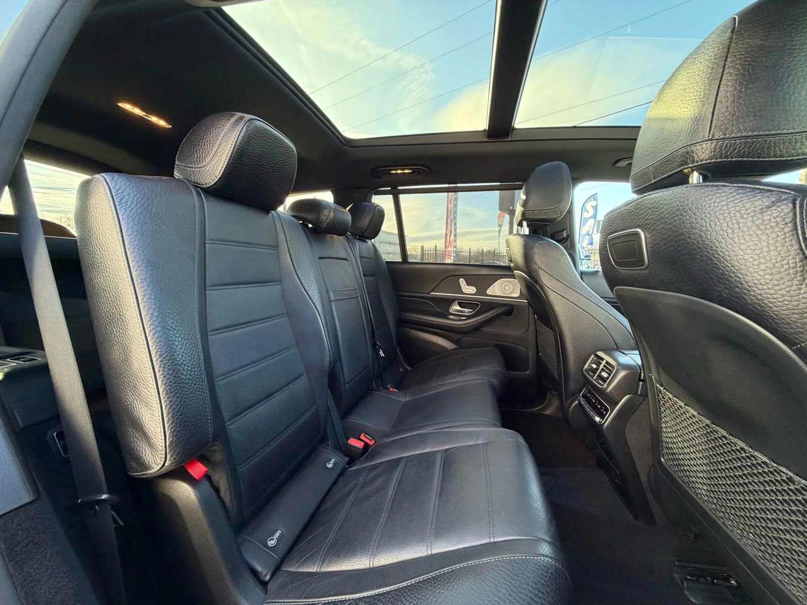 Used 2020 Mercedes-Benz GLS 450 4MATIC image 50