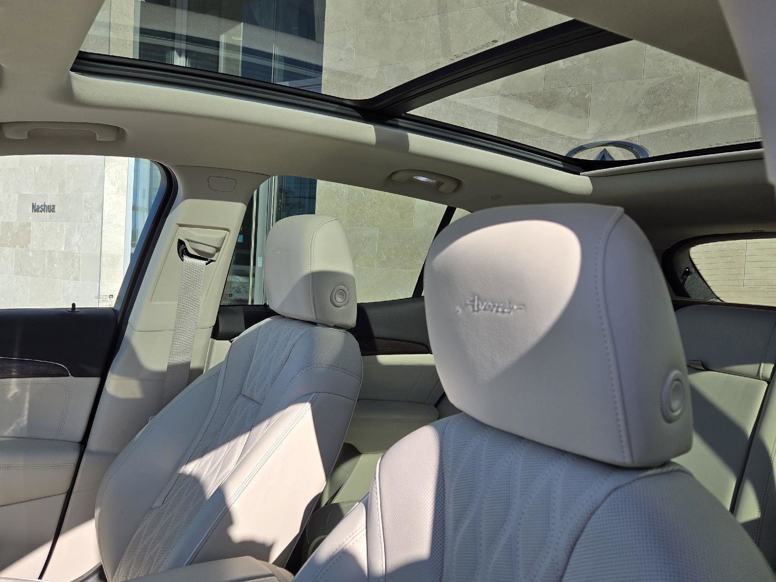 Used 2023 Buick Envision Avenir image 6