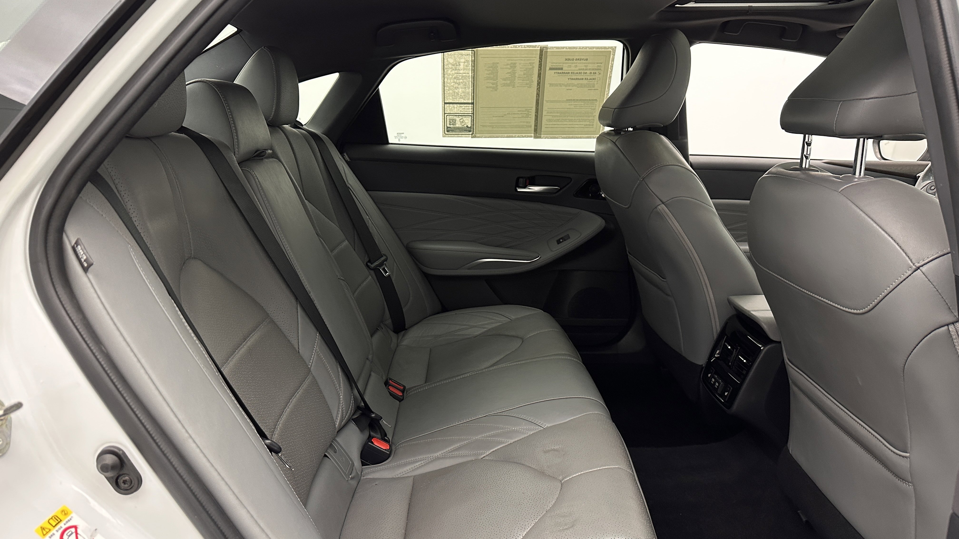 Used 2019 Toyota Avalon Limited w/ All Weather Liner Package image 36