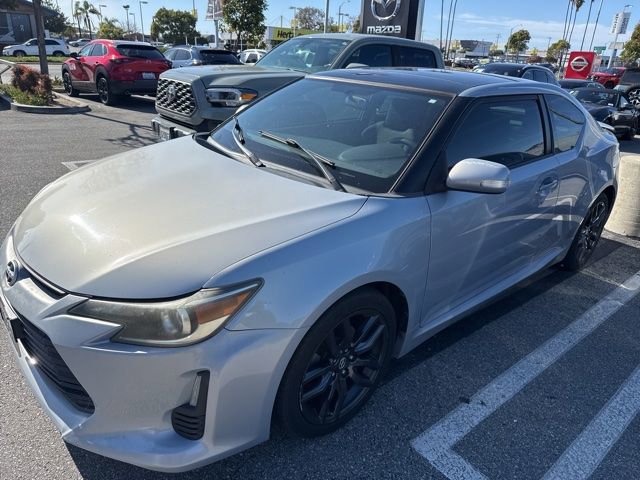 Used 2014 Scion tC 10 Series image 2