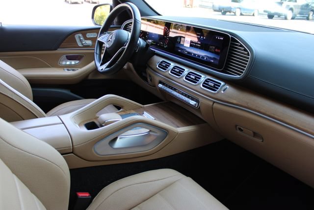 Used 2025 Mercedes-Benz GLE 450e 4MATIC image 12