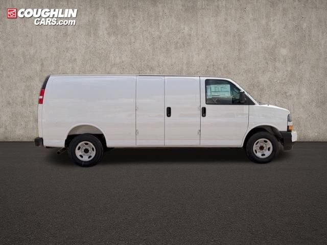 New 2026 Chevrolet Express 2500 Extended w/ Driver Convenience Package