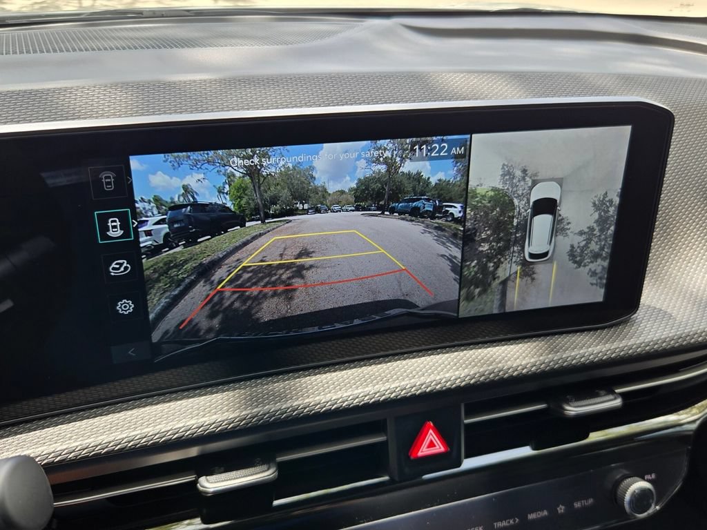 New 2026 Kia EV6 Wind RWD image 9