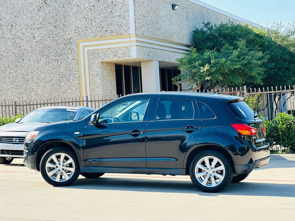 Used 2013 Mitsubishi Outlander Sport ES FWD image 5