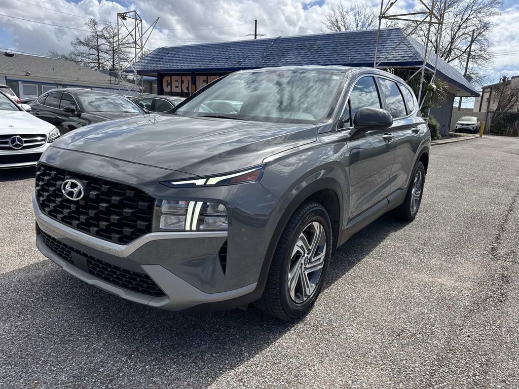 Used 2021 Hyundai Santa Fe SE image 3