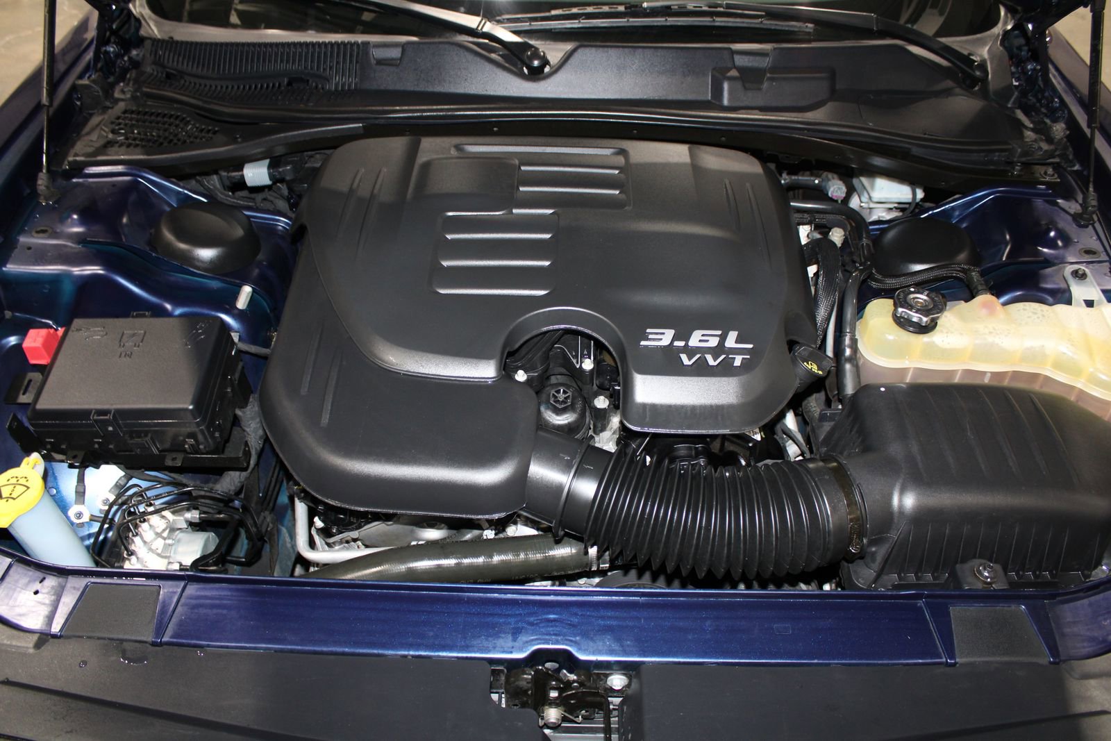 Used 2016 Dodge Challenger SXT Plus image 39