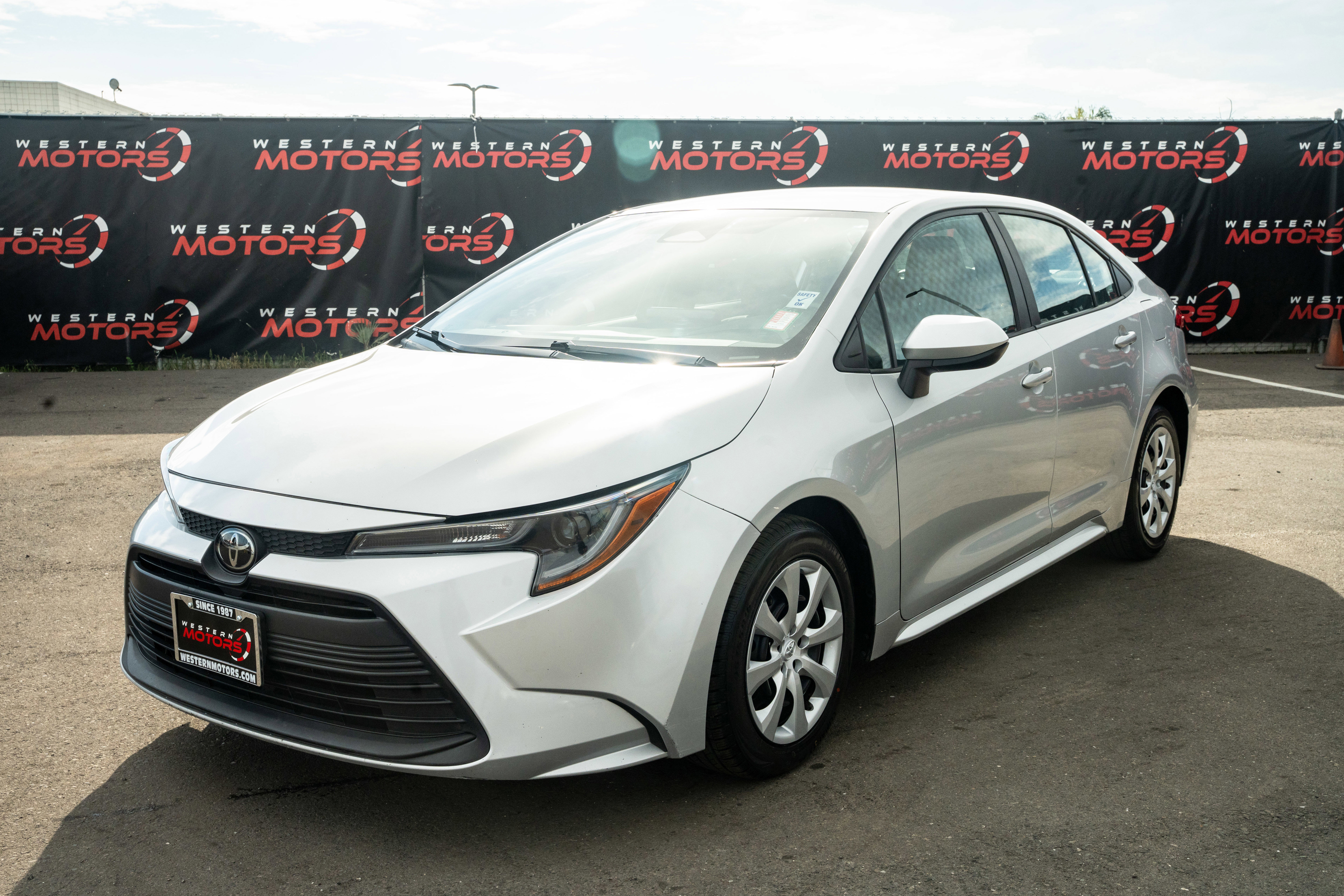 Used 2024 Toyota Corolla LE image 4