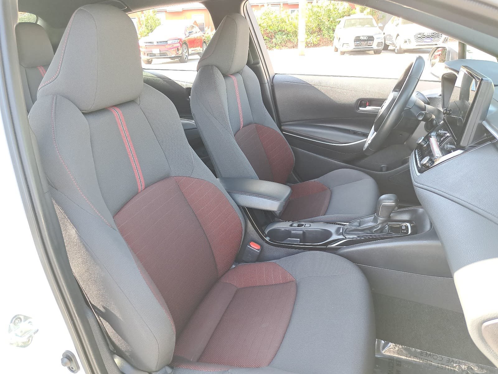 Used 2024 Toyota Corolla SE FWD image 10