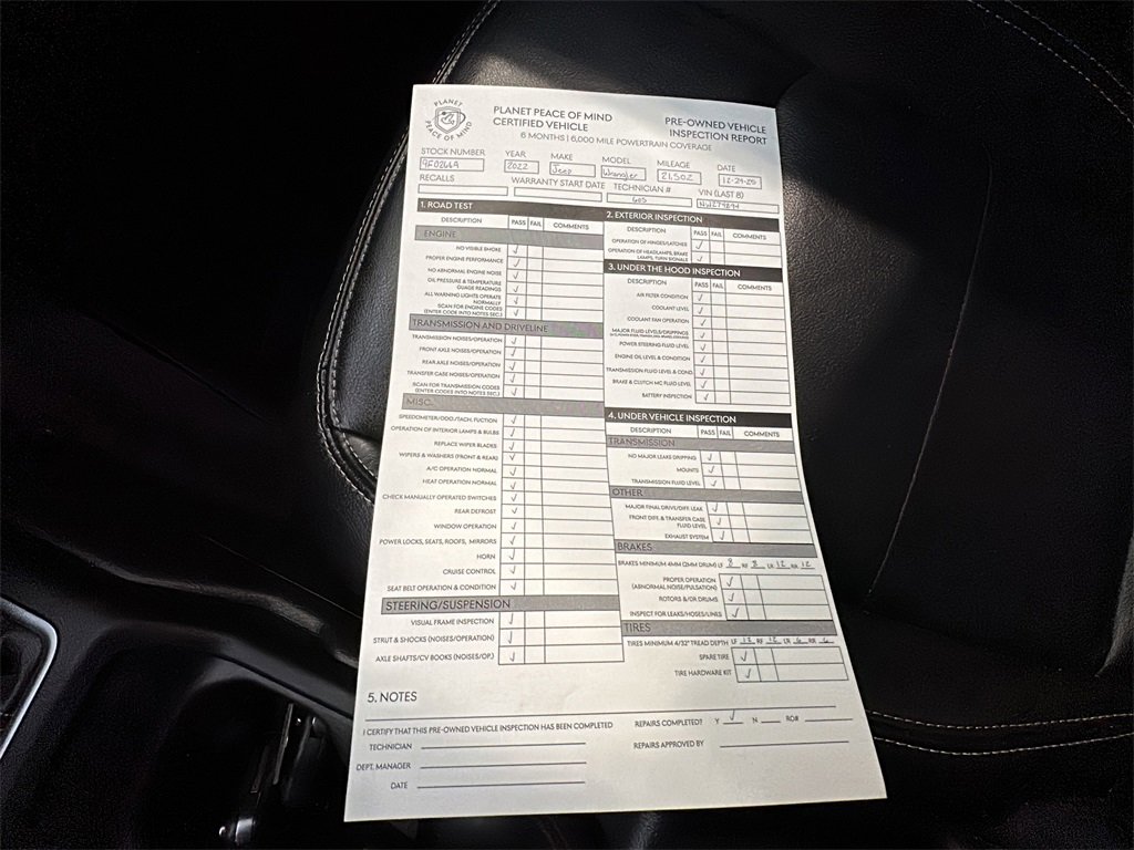 Used 2022 Jeep Wrangler Unlimited Sahara w/ Cold Weather Group image 28