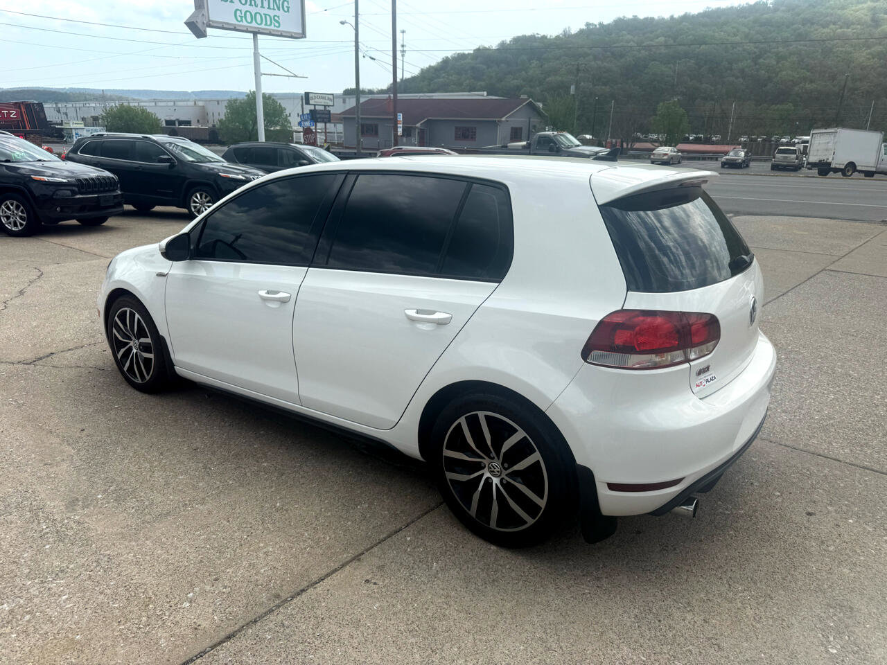 Used 2014 Volkswagen GTI Driver's Edition image 6