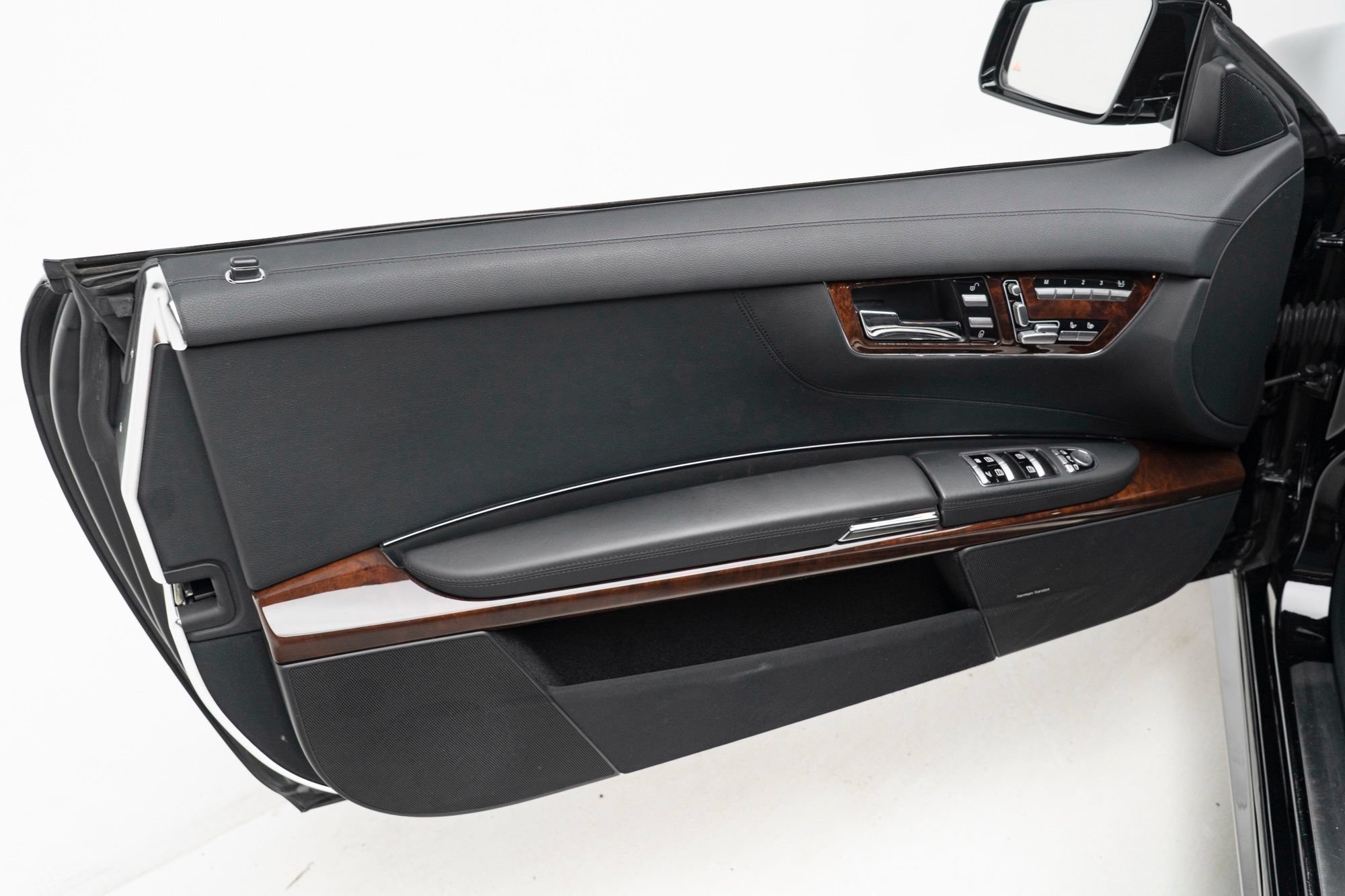 Used 2012 Mercedes-Benz CL 63 AMG image 17