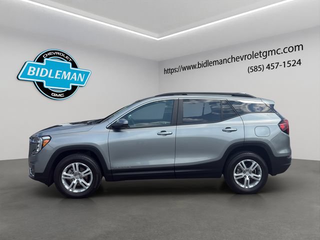 Used 2023 GMC Terrain SLE w/ Driver Convenience Package AWD/4WD image 4
