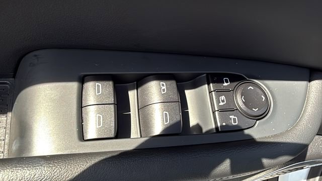 Used 2025 Buick Enclave Preferred FWD image 12