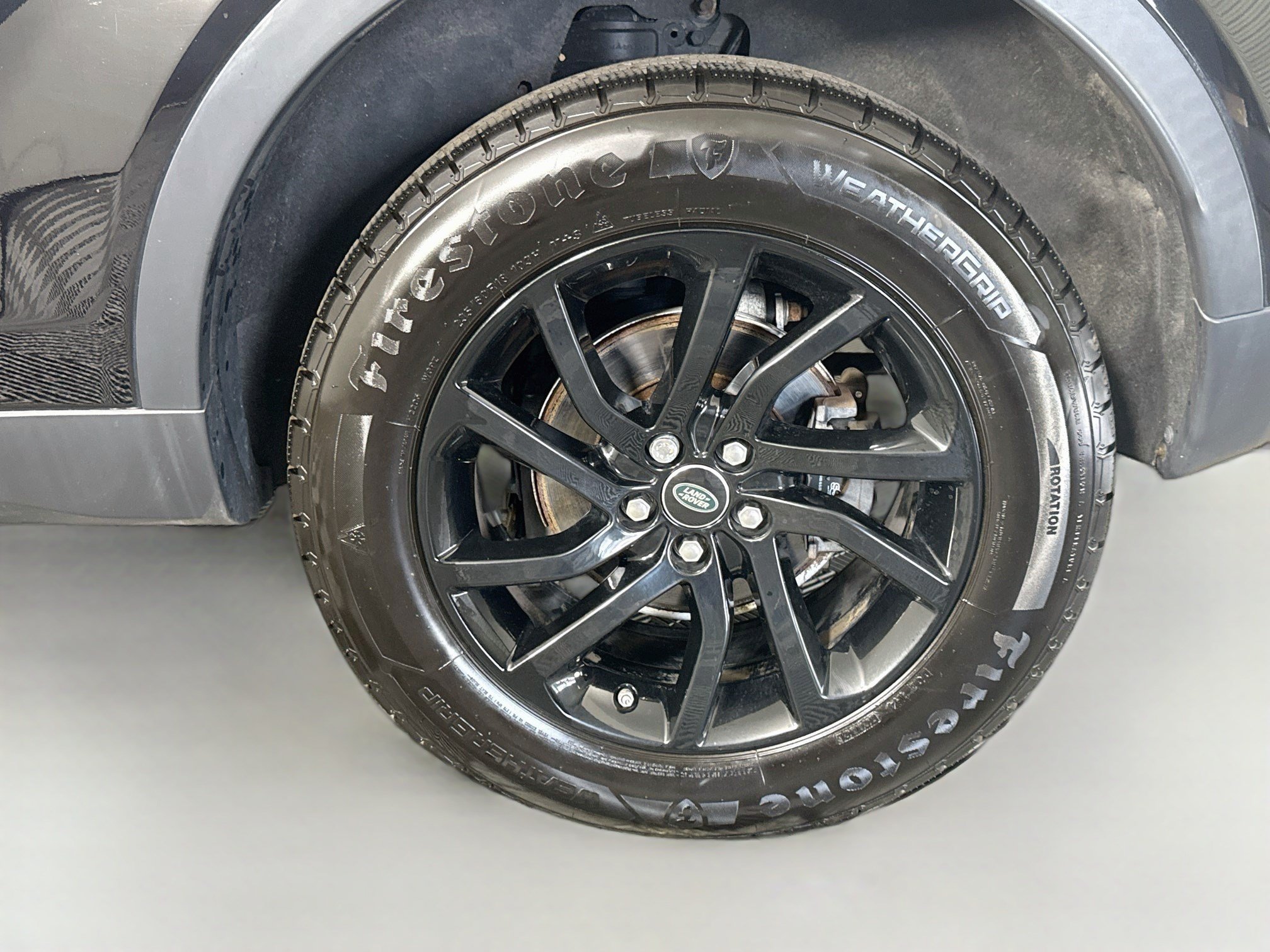 Used 2019 Land Rover Discovery Sport AWD/4WD image 37