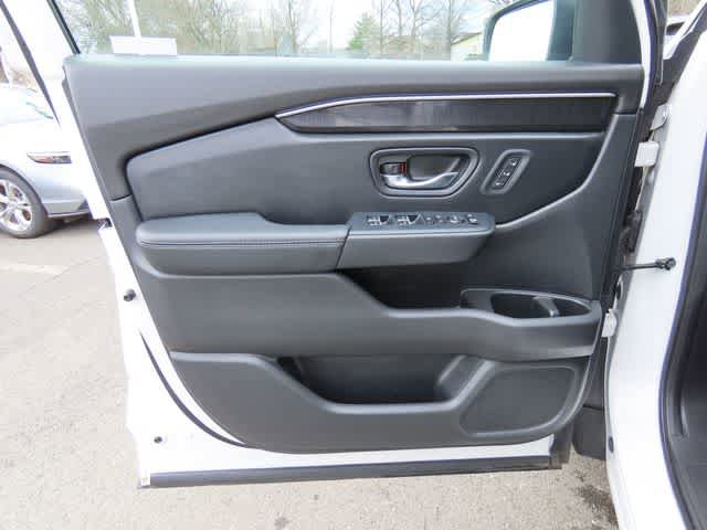 Certified 2023 Honda Pilot Elite image 19