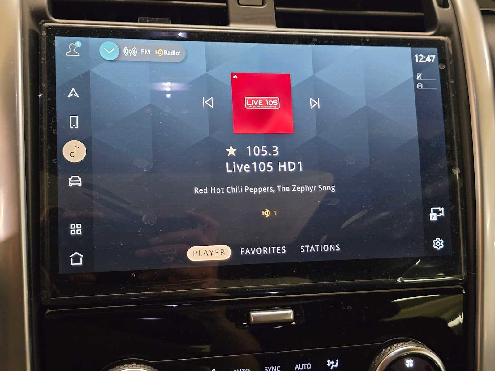 New 2026 Land Rover Discovery S image 29