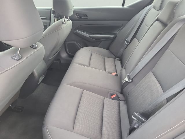 Used 2024 Nissan Altima 2.5 SV FWD image 14