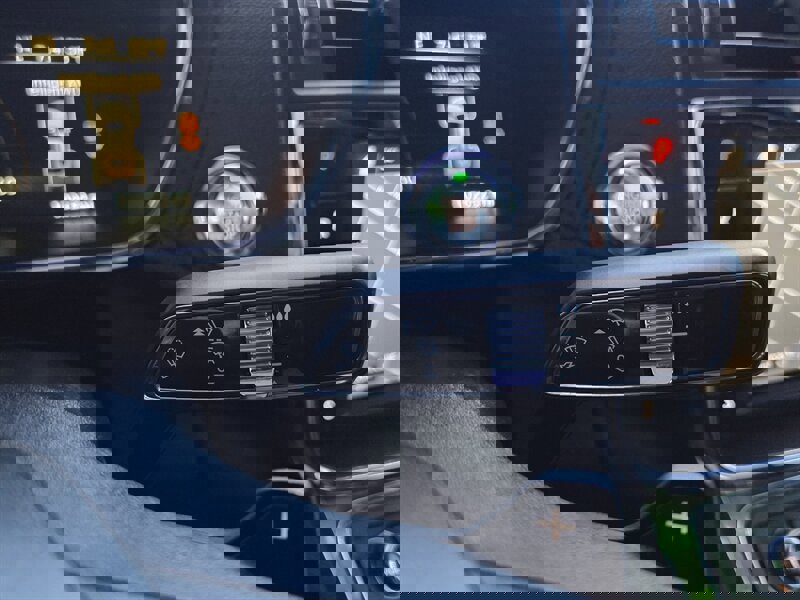 Used 2019 Lincoln Continental Select image 40