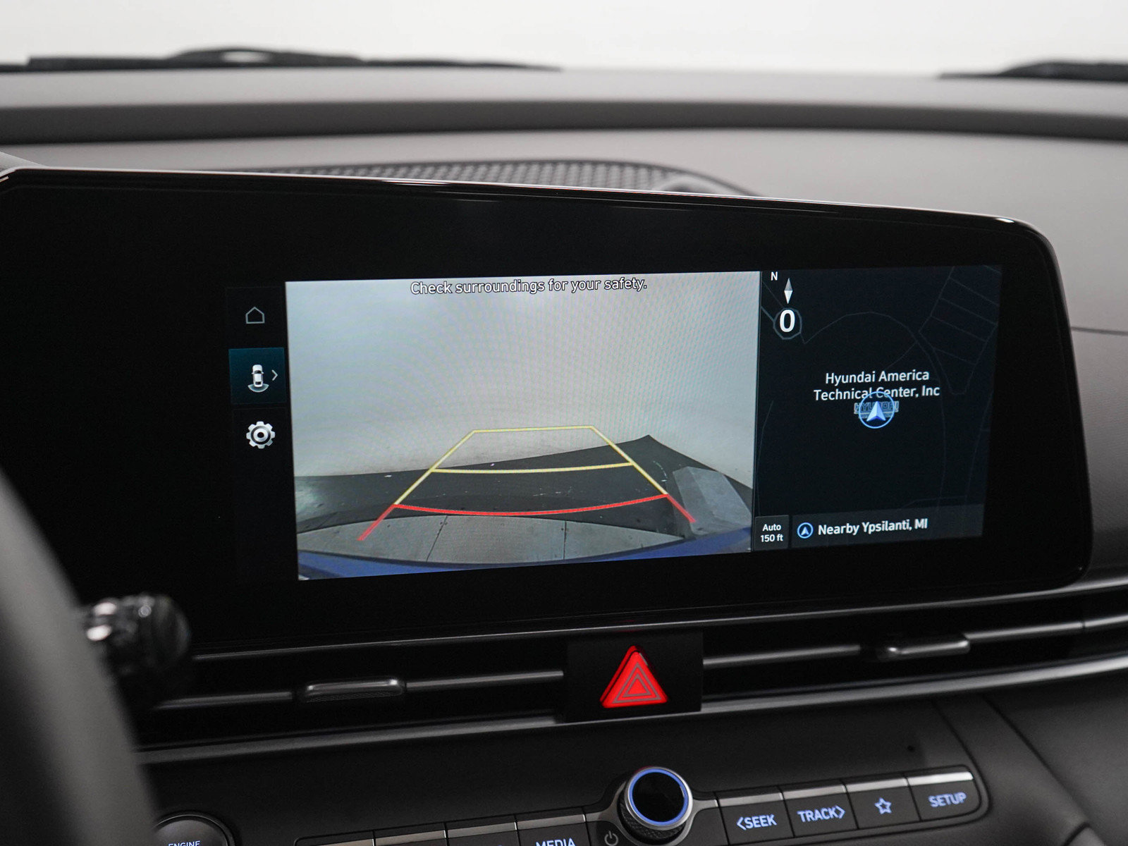 Used 2025 Hyundai Elantra SEL FWD image 19
