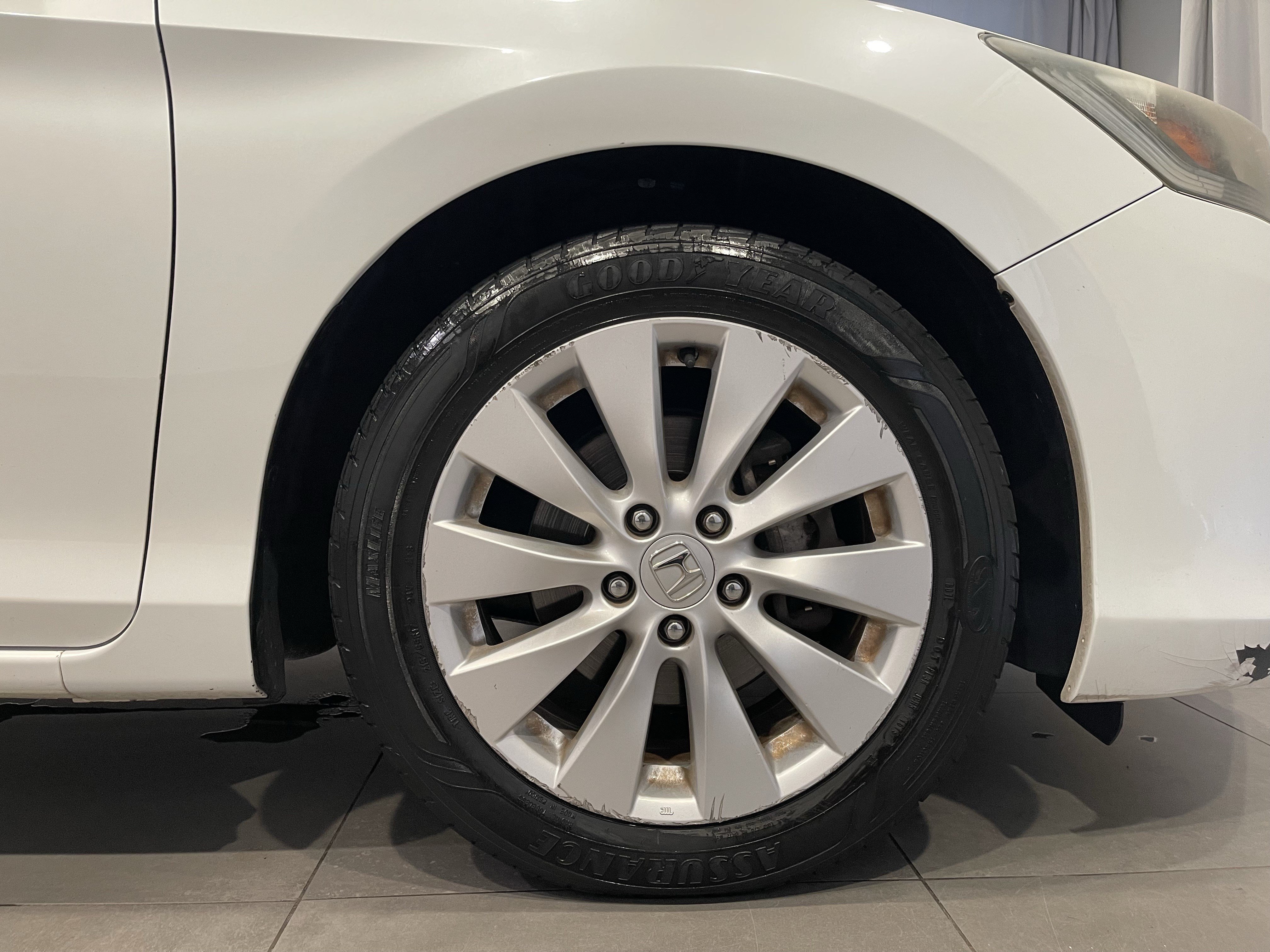 Used 2013 Honda Accord EX image 10