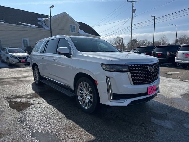 Used 2021 Cadillac Escalade ESV Premium Luxury w/ Driver Assist Tech Package image 21