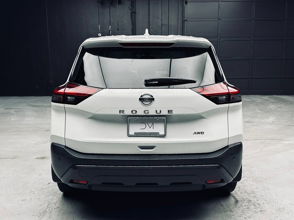 Used 2021 Nissan Rogue S AWD/4WD image 6