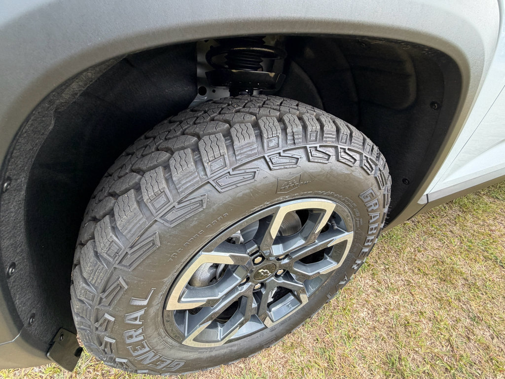 New 2026 Chevrolet Equinox ACTIV FWD image 26