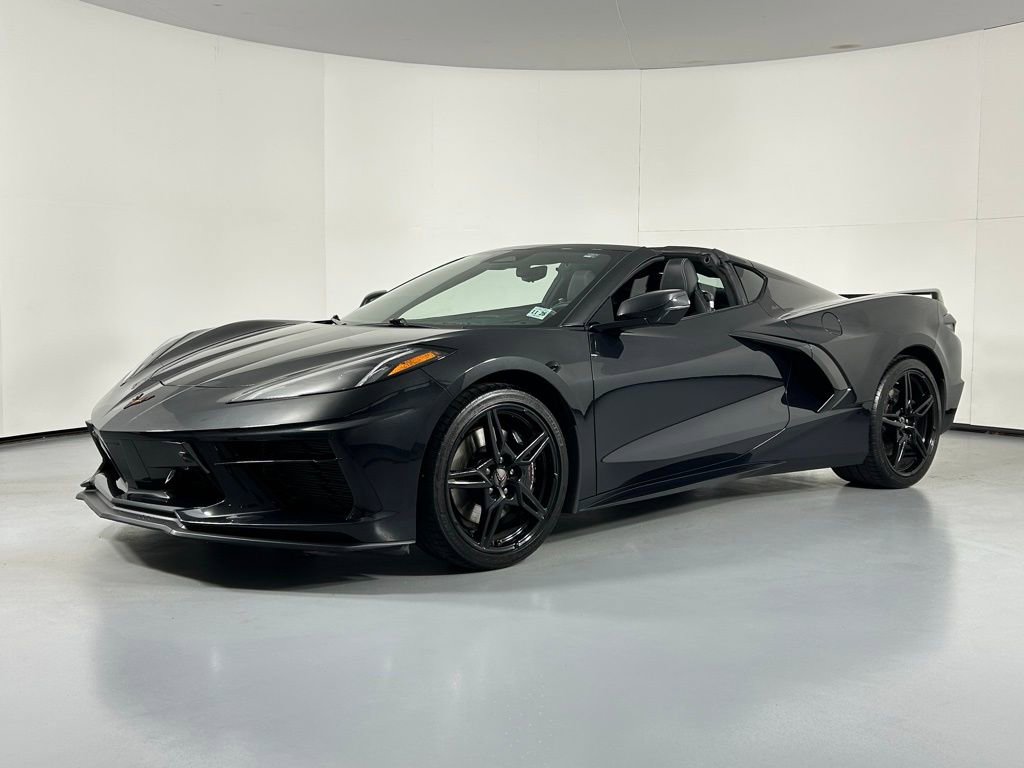 Used 2024 Chevrolet Corvette Stingray Premium Cpe w/ Z51 Performance Package image 2
