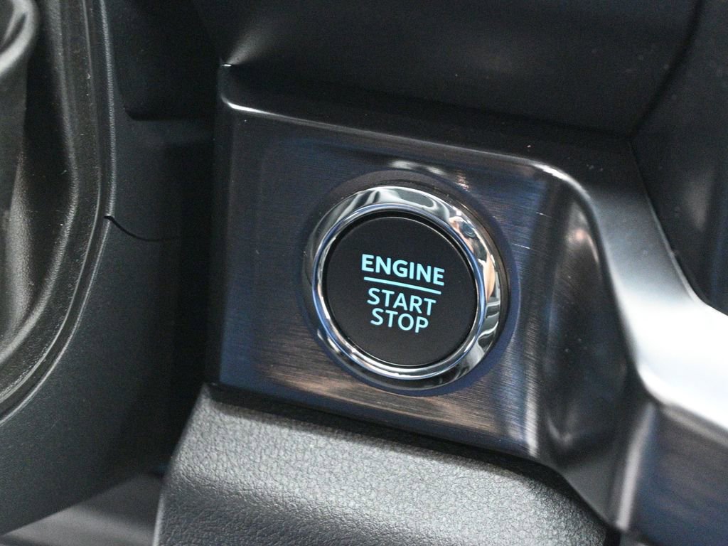 New 2026 Ford F250 Lariat w/ Black Appearance Package image 13