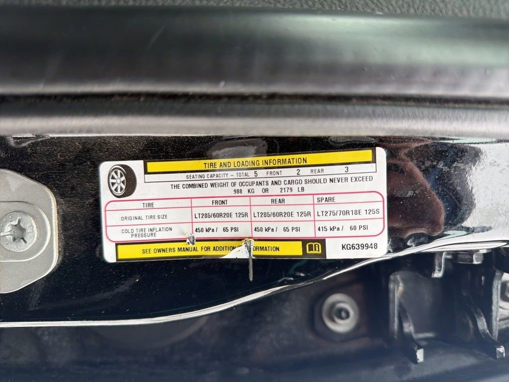 Used 2019 RAM 2500 Laramie w/ Black Appearance Package image 17