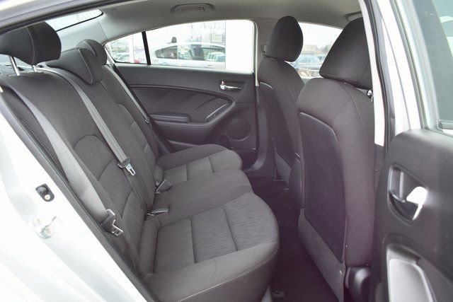 Used 2016 Kia Forte LX image 31