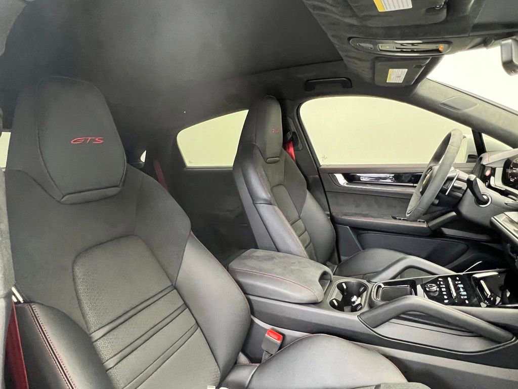 Certified 2025 Porsche Cayenne GTS image 18