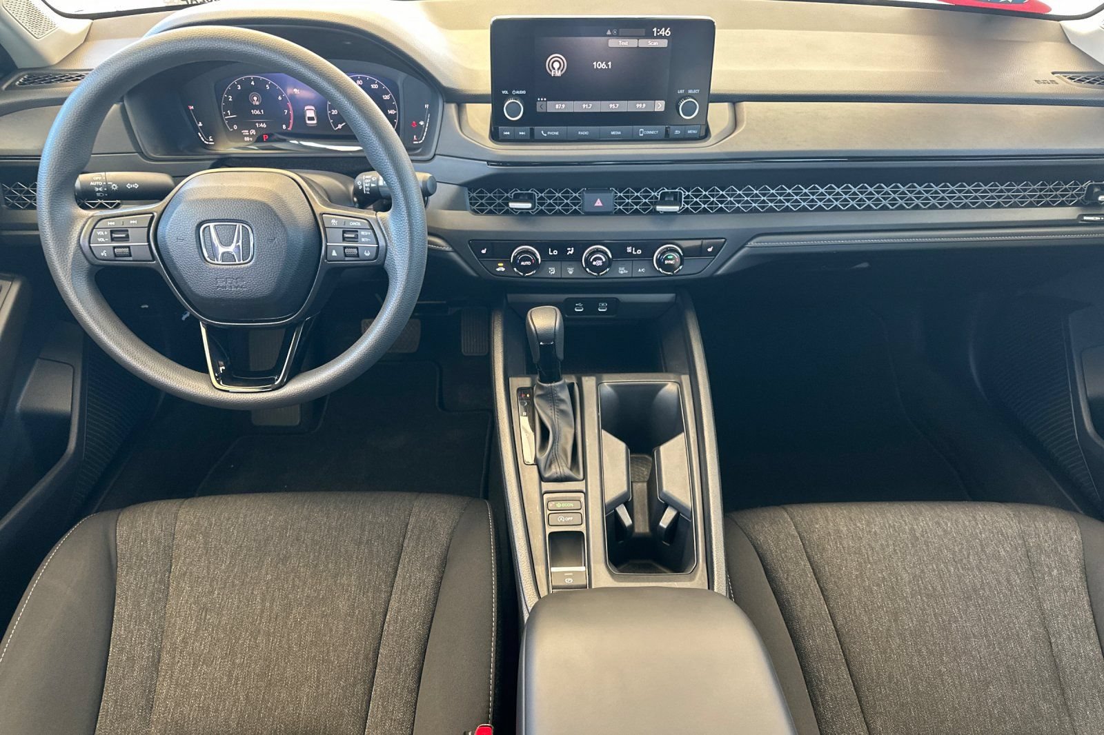 Certified 2025 Honda Accord SE image 13