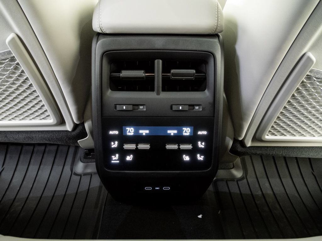 New 2026 Porsche Macan 4 Electric AWD/4WD image 21