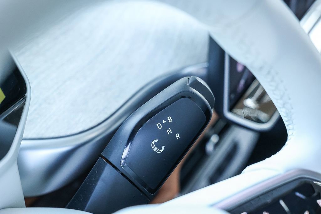 New 2025 Volkswagen ID. Buzz 1st Edition image 37