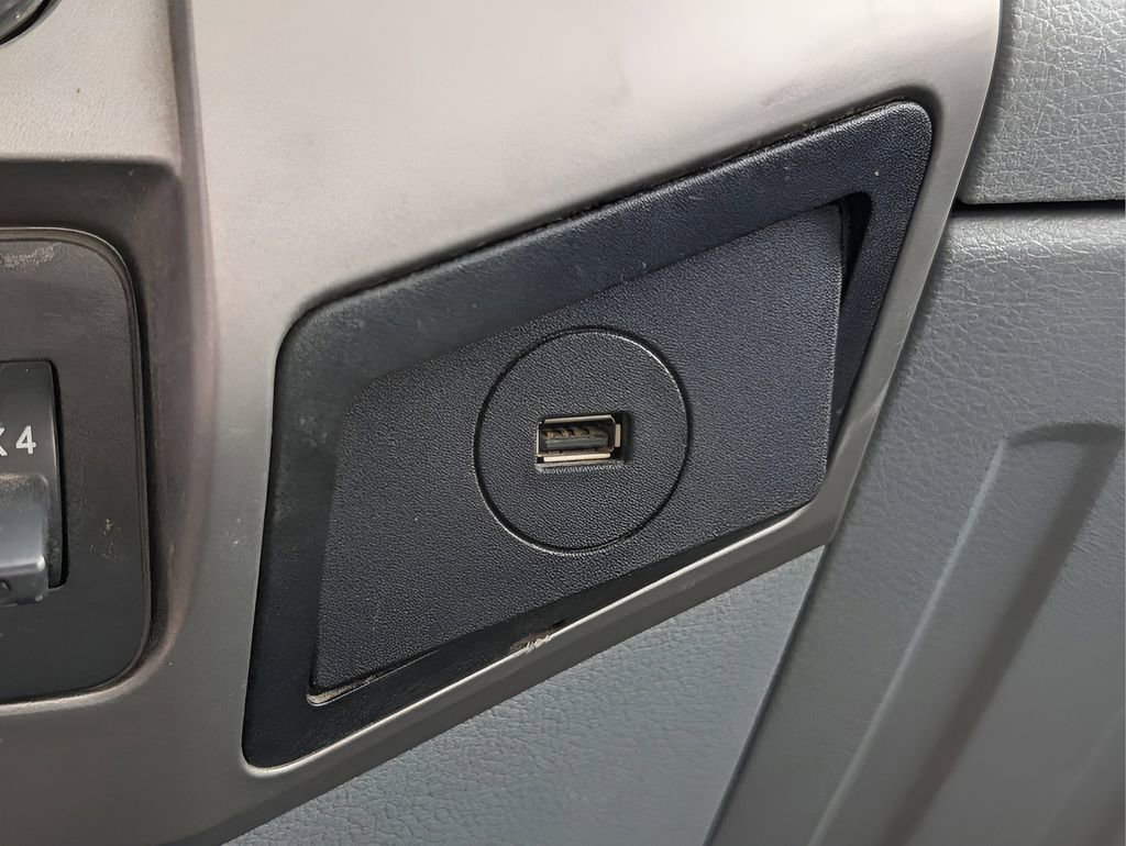 Used 2022 Ford F650 2WD Regular Cab Super Duty image 24