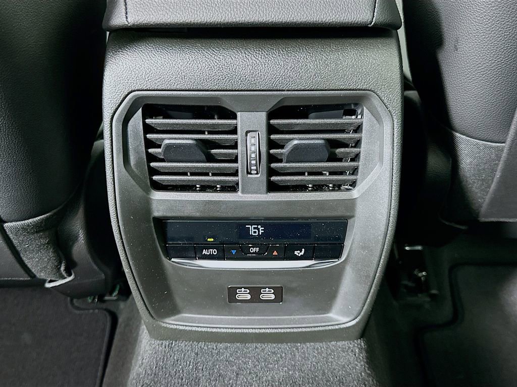 New 2026 BMW 330i Sedan image 18